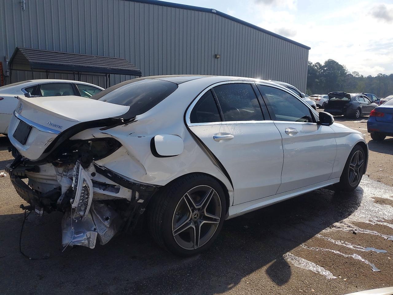 2020 Mercedes-Benz C 300 4Matic - Image 3