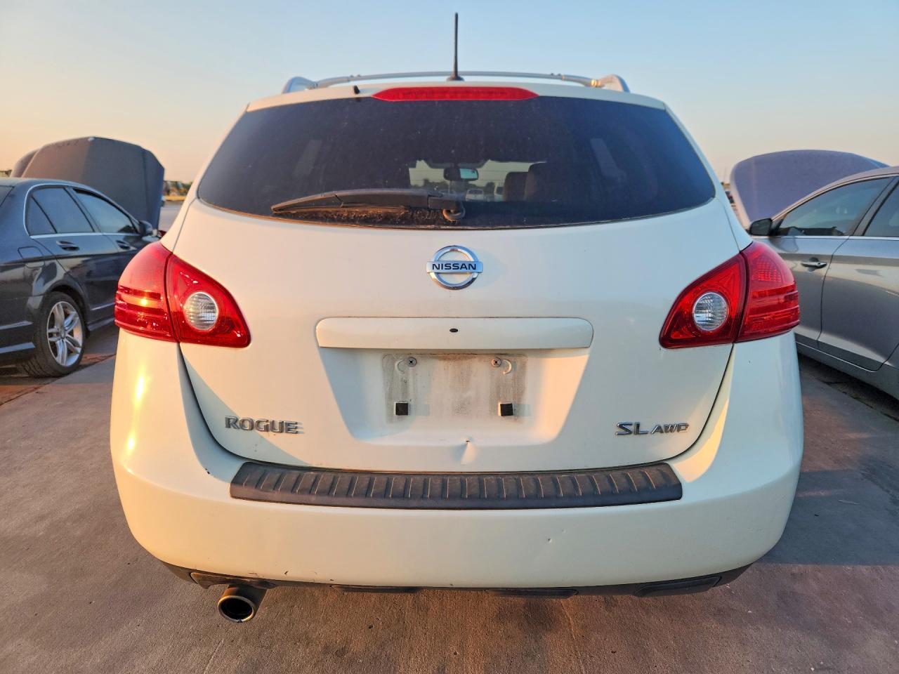 2008 Nissan Rogue S - Image 6