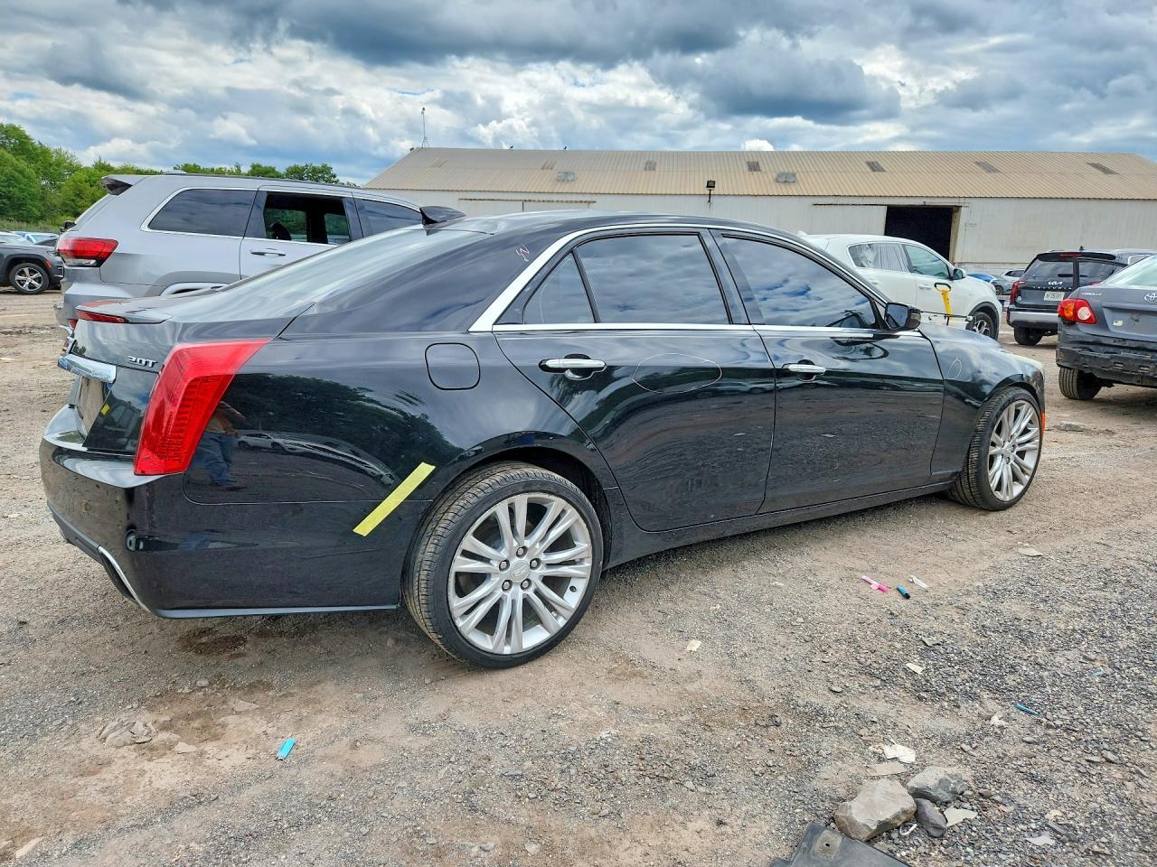 2017 Cadillac Cts Luxury - Image 3