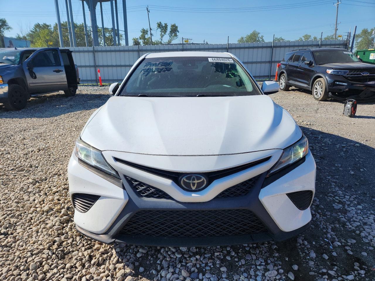 2020 Toyota Camry Se - Image 5