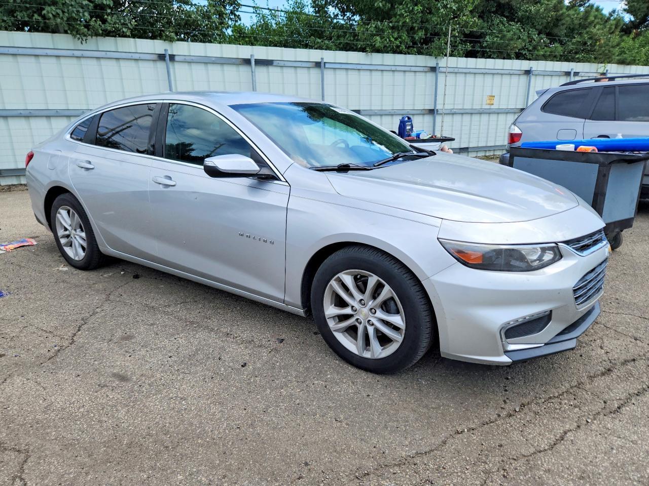 2016 Chevrolet Malibu Lt - Image 4