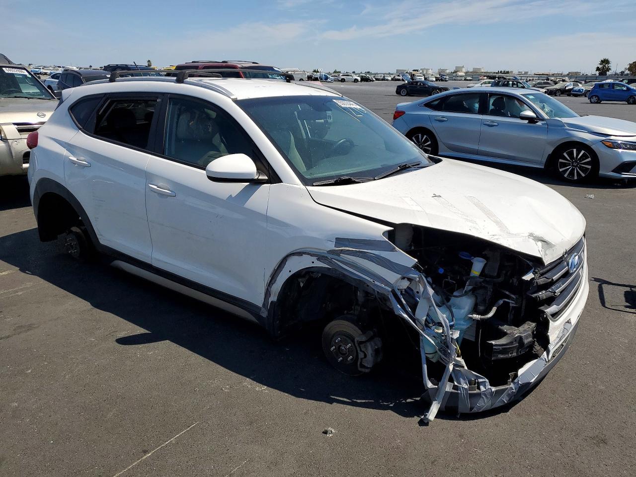 2017 Hyundai Tucson Se - Image 4