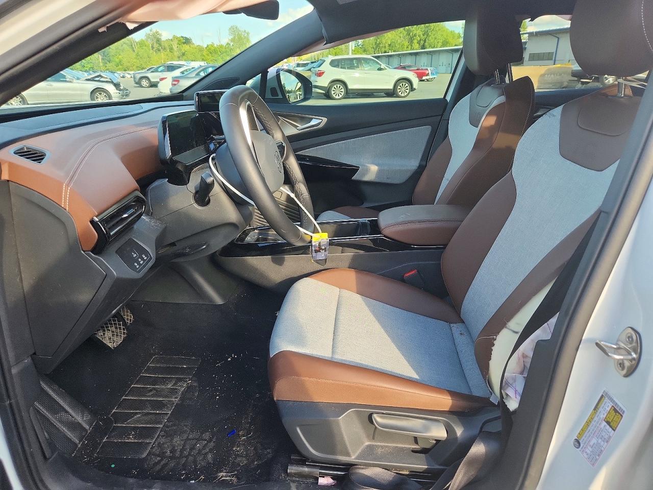 2023 Volkswagen Id.4 Pro - Image 7