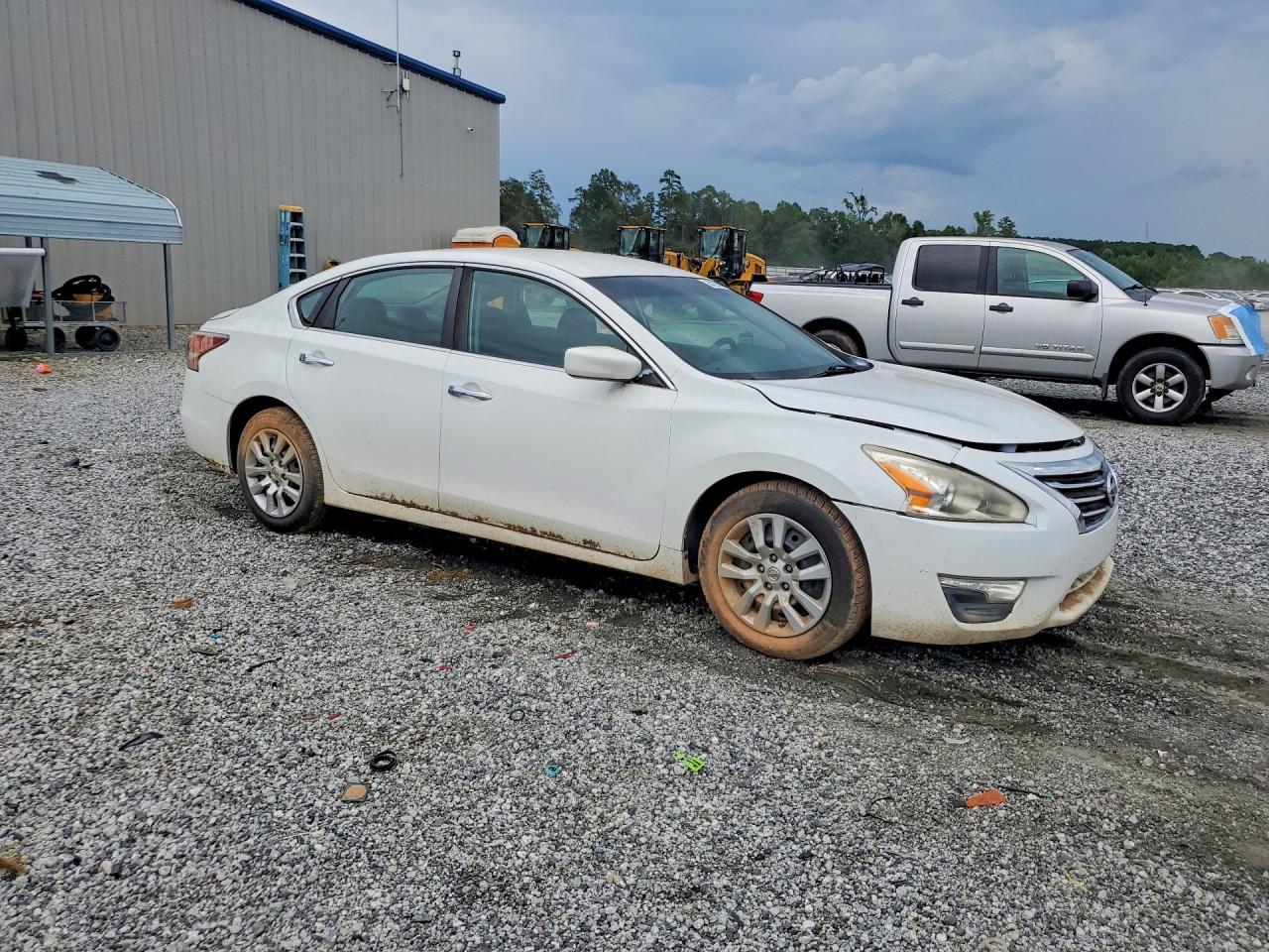 2015 Nissan Altima 2.5 - Фото 4