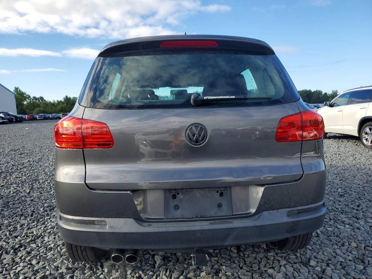 2014 Volkswagen Tiguan S - Фото 6
