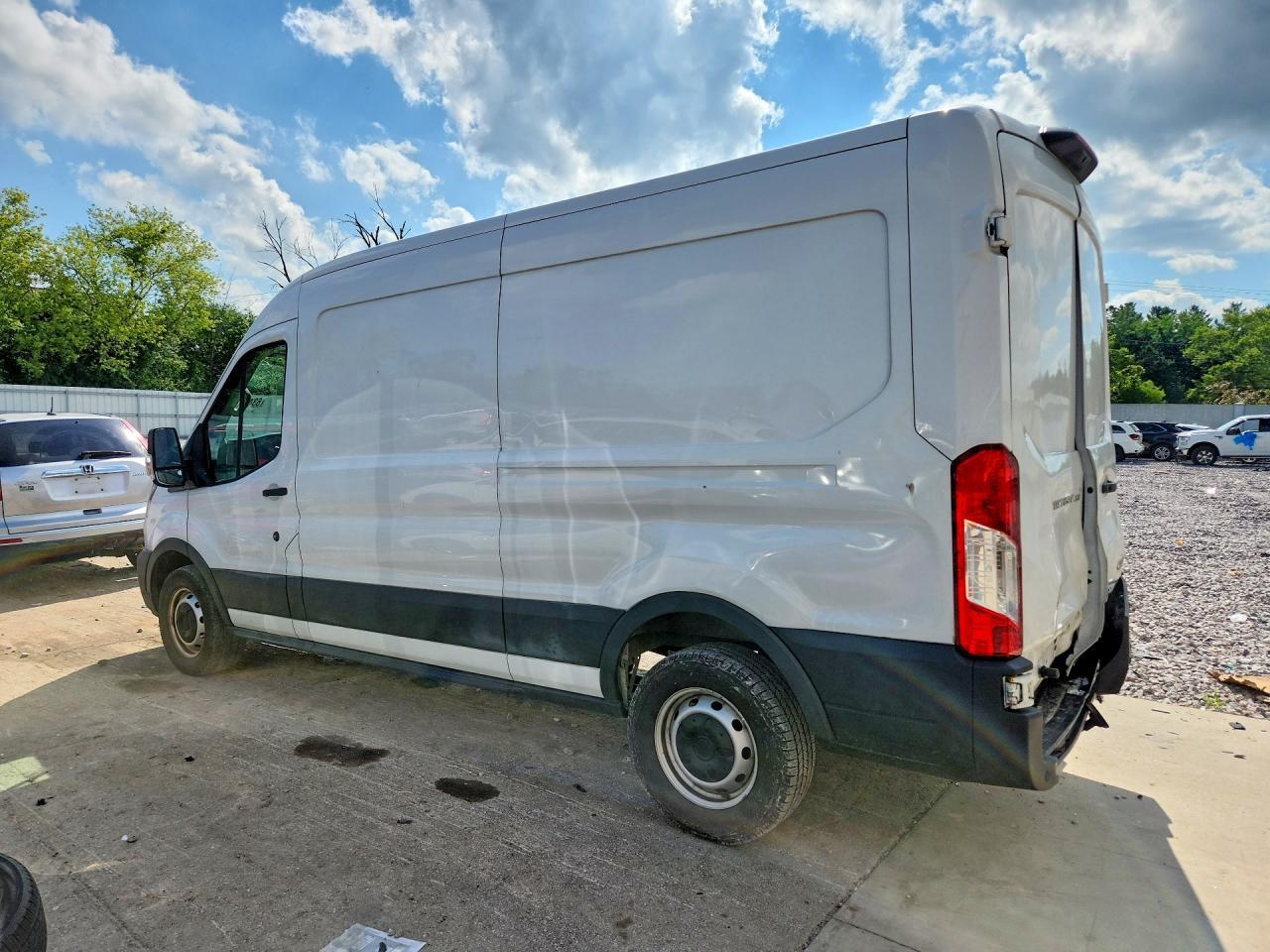 2022 Ford Transit T-350 - Фото 2