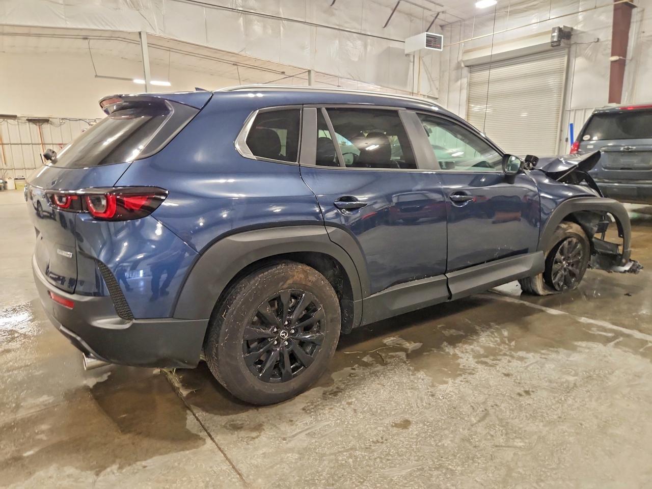 2025 Mazda Cx-50 Premium - Фото 3