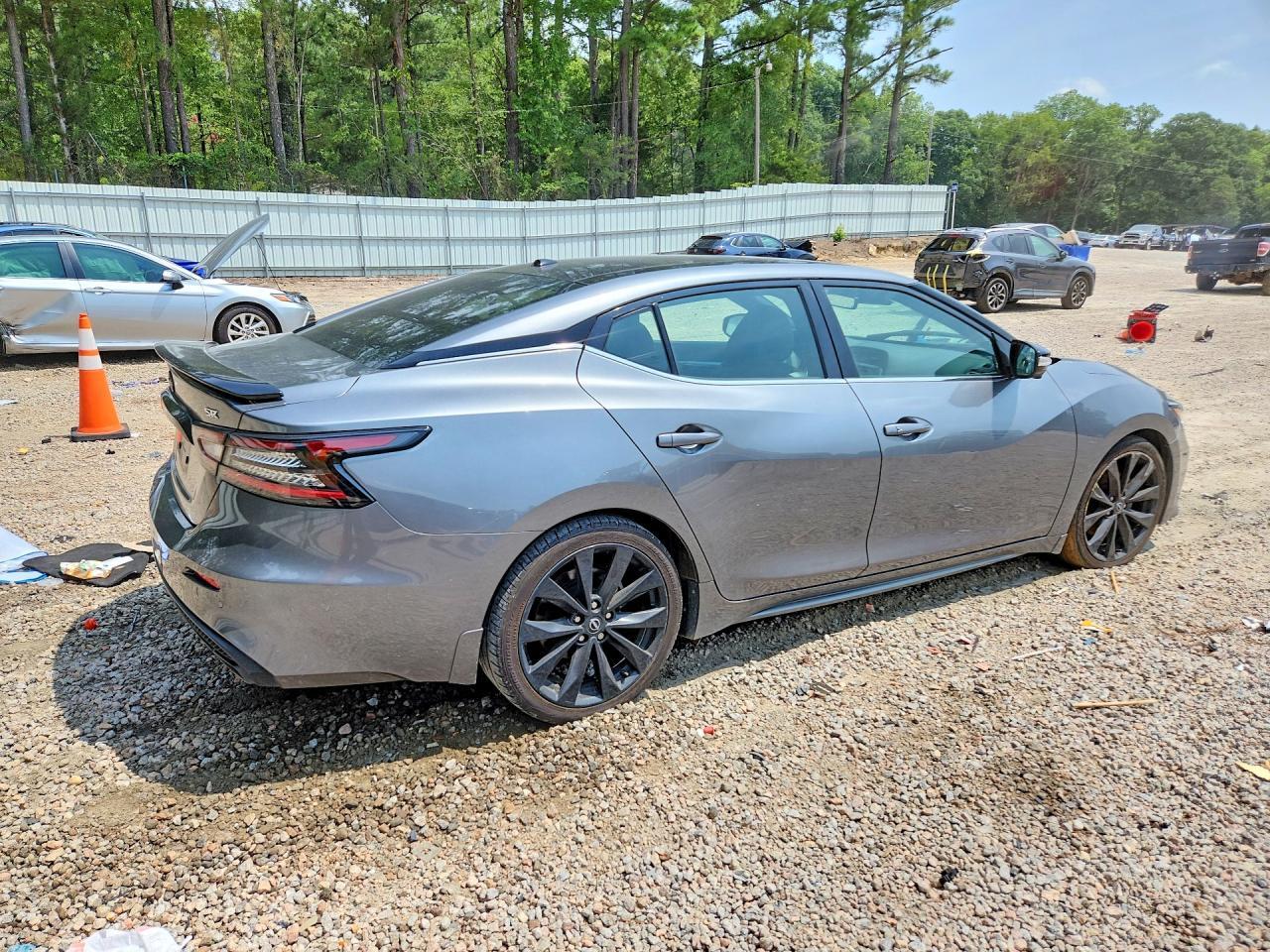 2023 Nissan Maxima Sr - Фото 3