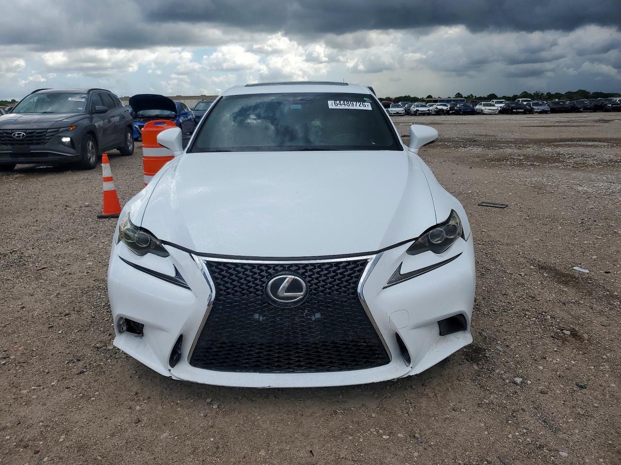 2015 Lexus Is 250 - Image 5