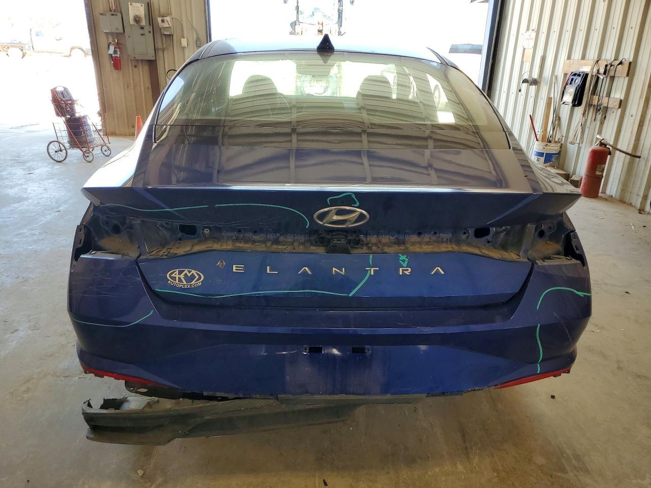 2023 Hyundai Elantra Sel - Фото 6