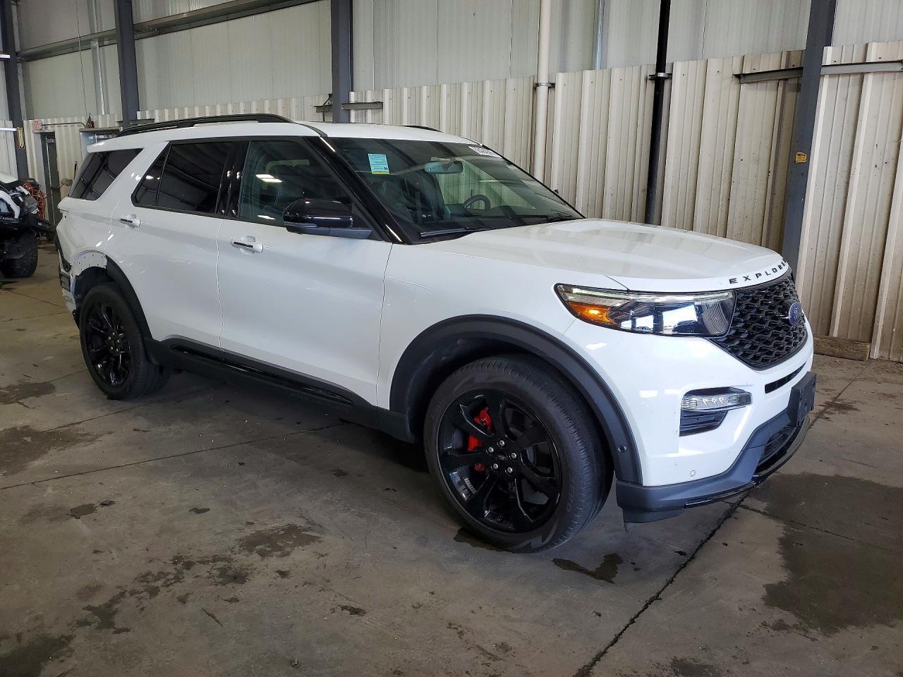 2022 Ford Explorer St - Фото 4