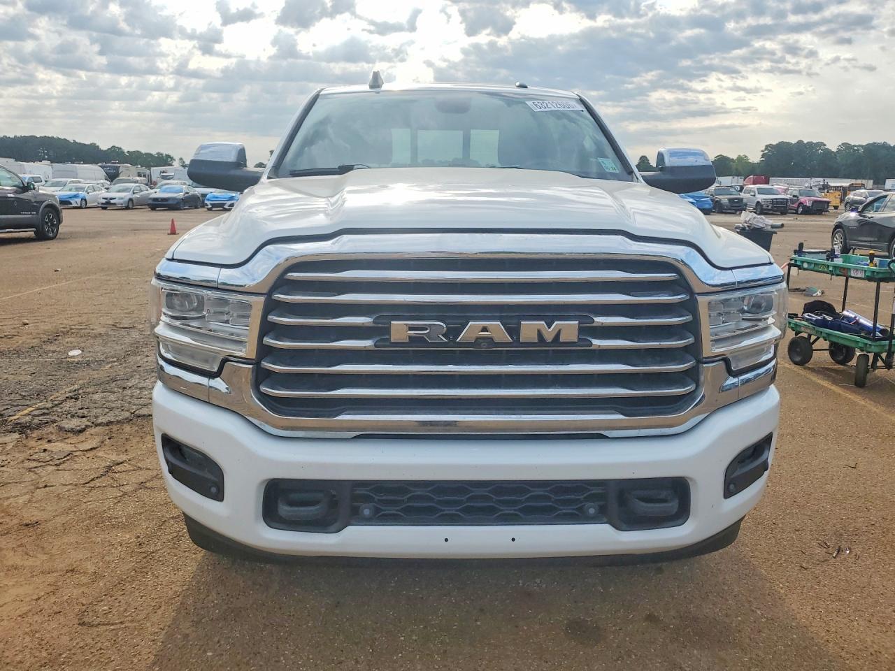 2019 Ram 2500 Longhorn - Image 5