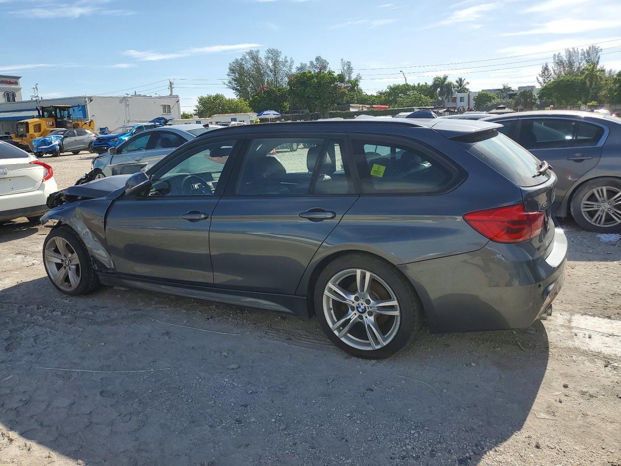 2017 BMW 330 Xi - Фото 2