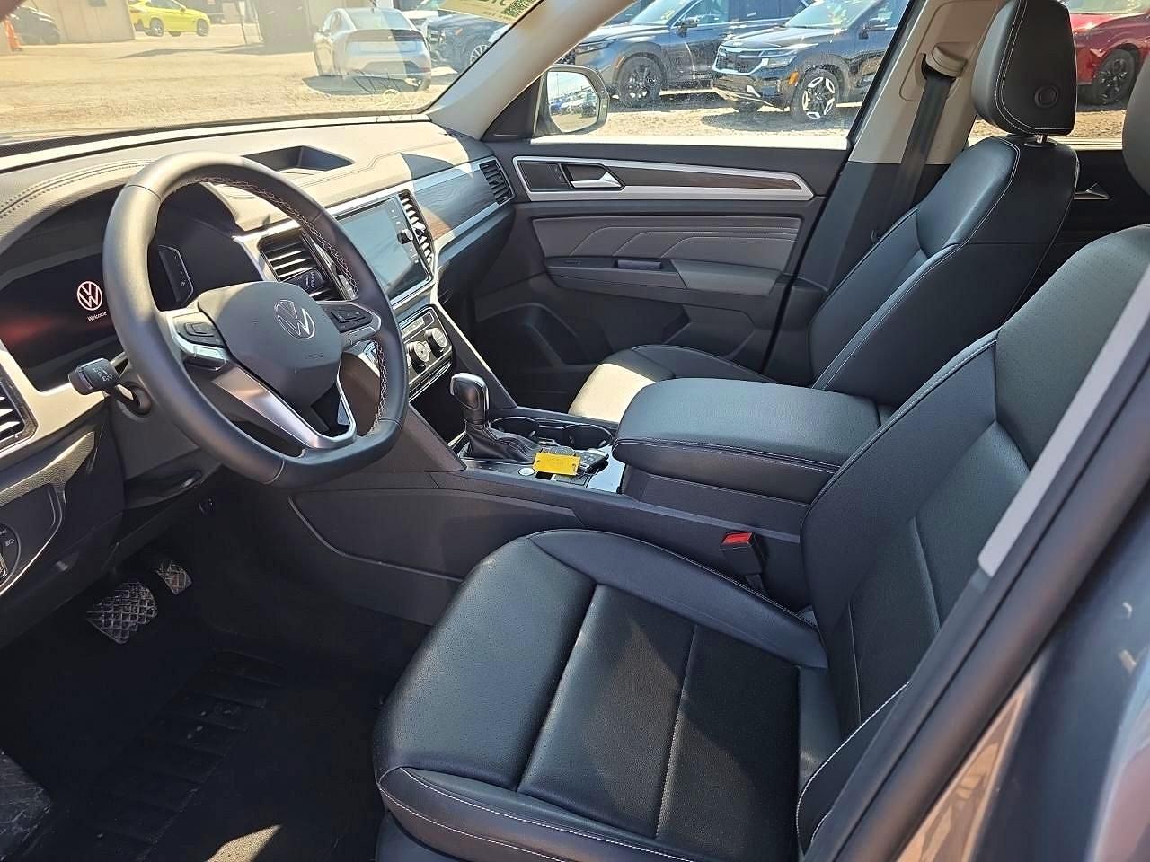 2023 Volkswagen Atlas Se - Image 7