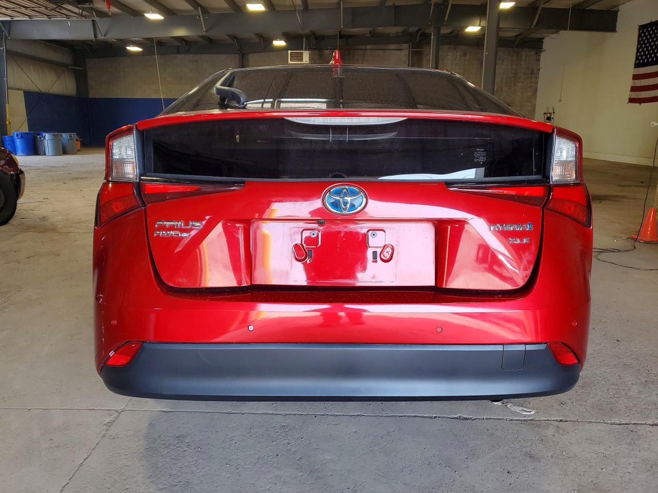 2022 Toyota Prius Xle Awd-E - Фото 6