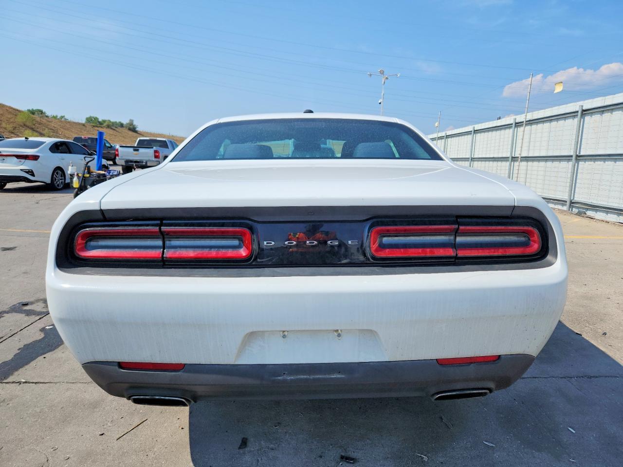 2017 Dodge Challenger Sxt - Фото 6