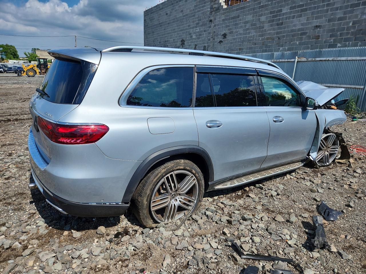 2025 Mercedes-Benz Gls 450 4Matic - Фото 3
