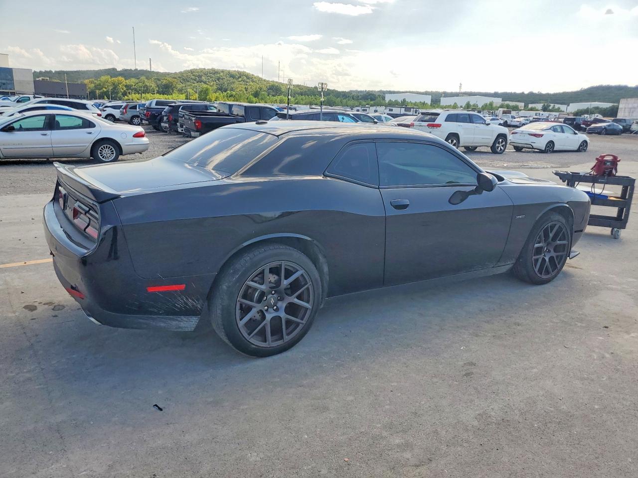 2017 Dodge Challenger R/T - Фото 3