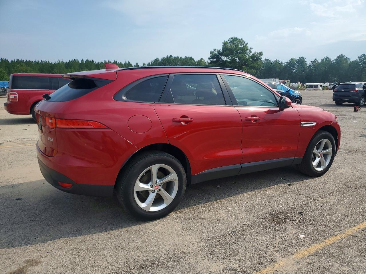 2018 Jaguar F-Pace Premium - Фото 3