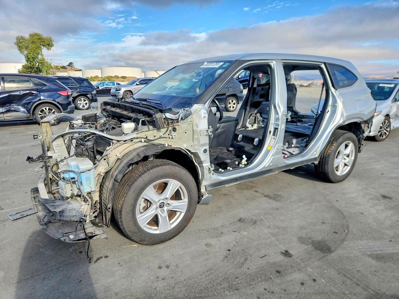 2022 Toyota Highlander Le