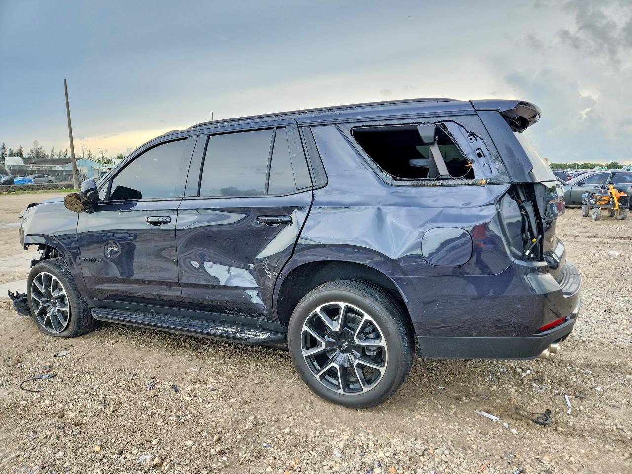 2025 Chevrolet Tahoe C1500 Rst - Image 2