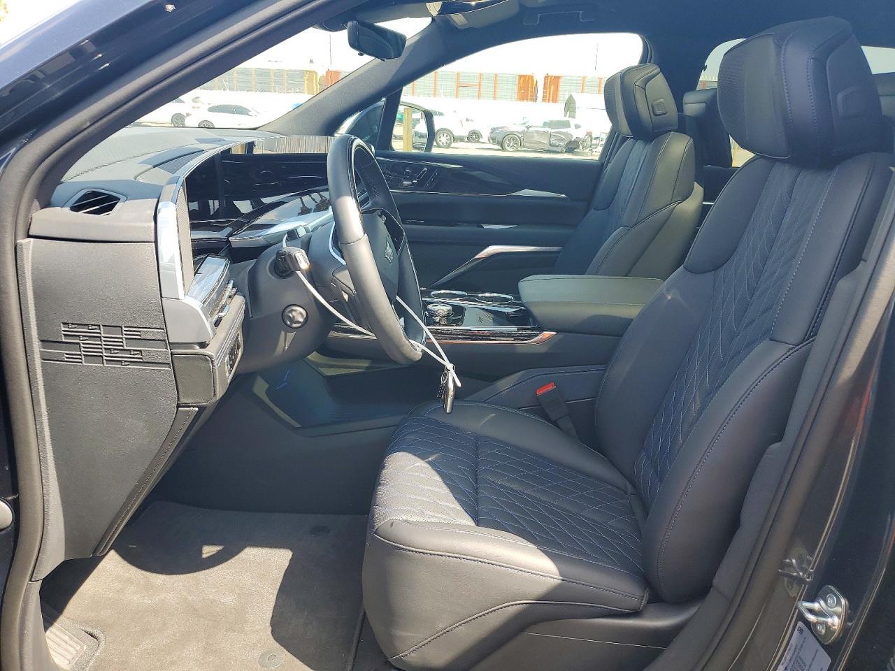 2026 Cadillac Escalade Iq L Sport-1 - Image 7