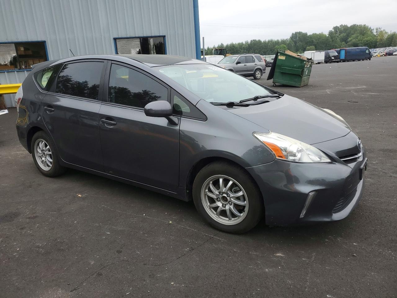 2012 Toyota Prius V Three - Image 4