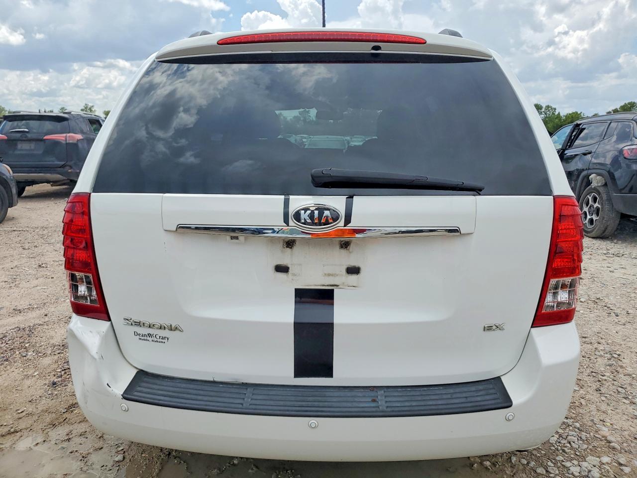 2012 Kia Sedona Ex - Image 6
