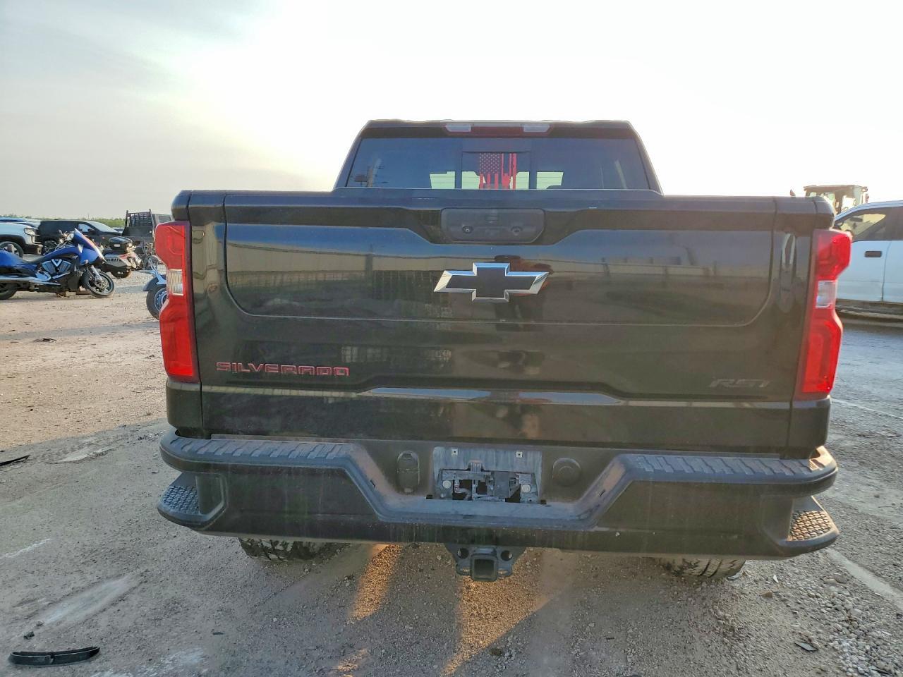 2022 Chevrolet Silverado K1500 Rst - Image 6