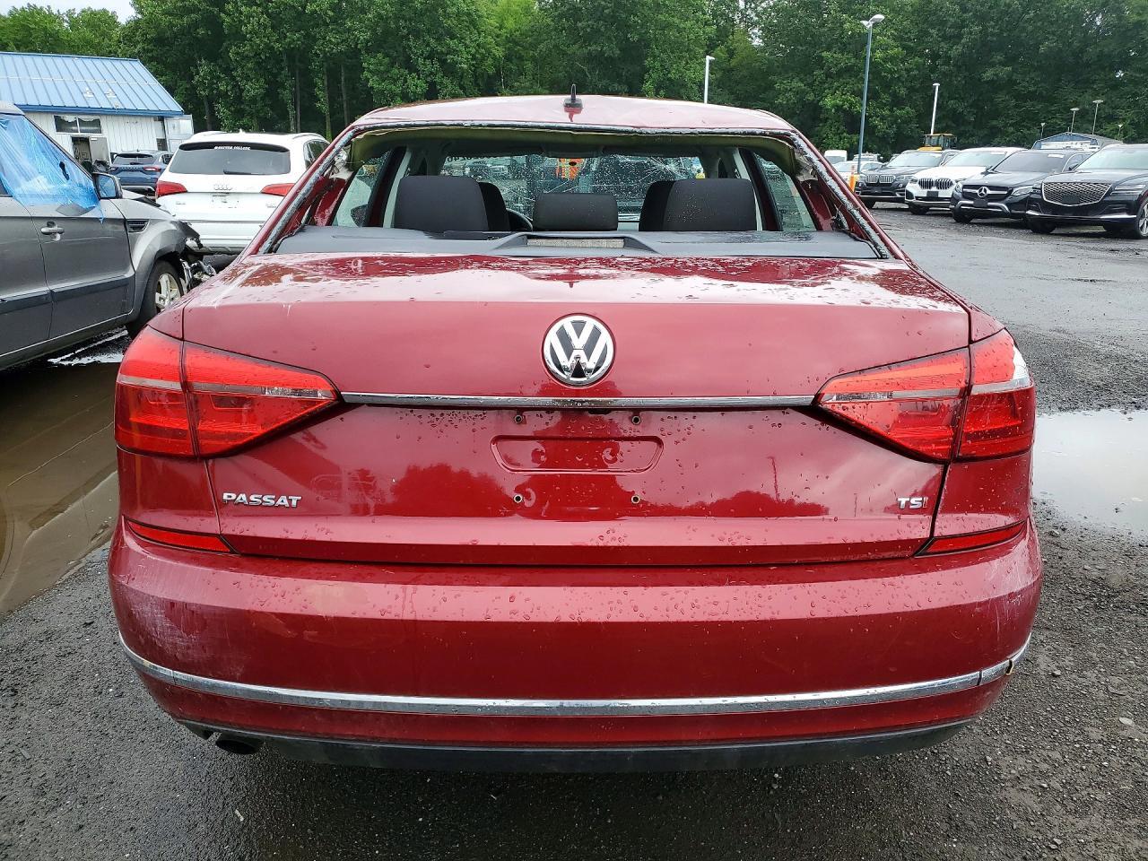 2016 Volkswagen Passat S - Фото 6