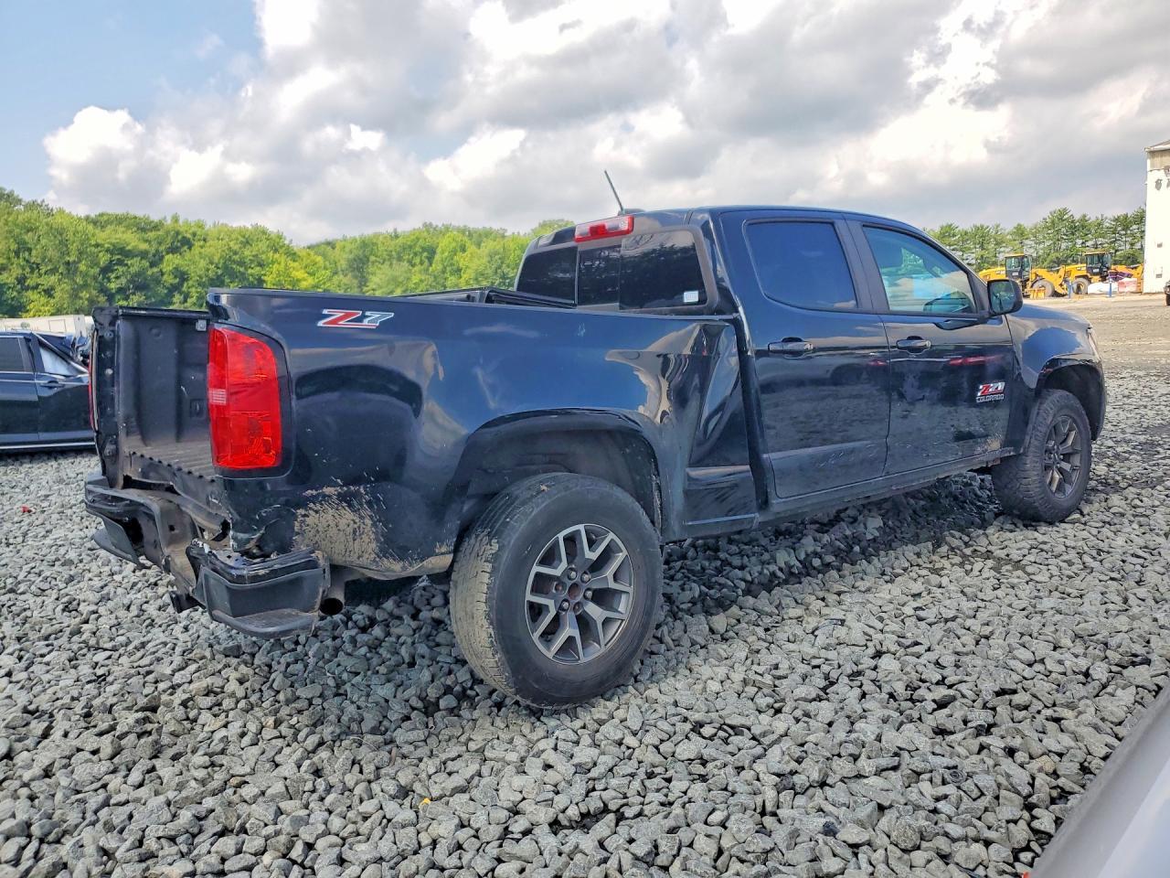 2017 Chevrolet Colorado Z71 - Фото 3