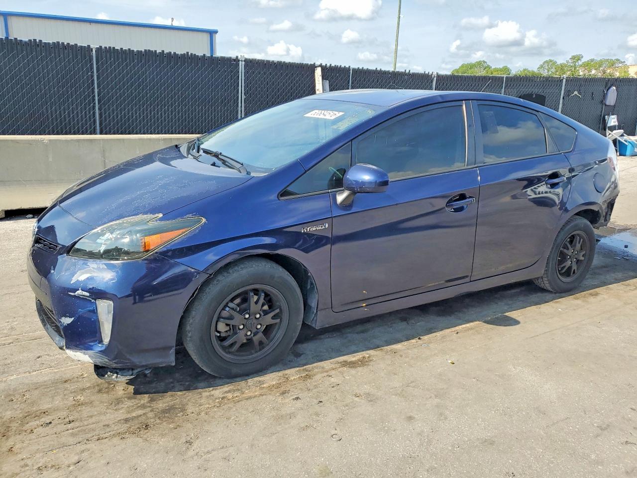 2013 Toyota Prius Two