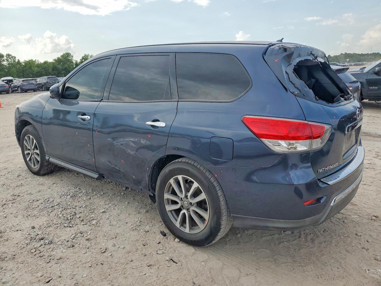 2014 Nissan Pathfinder S - Фото 2