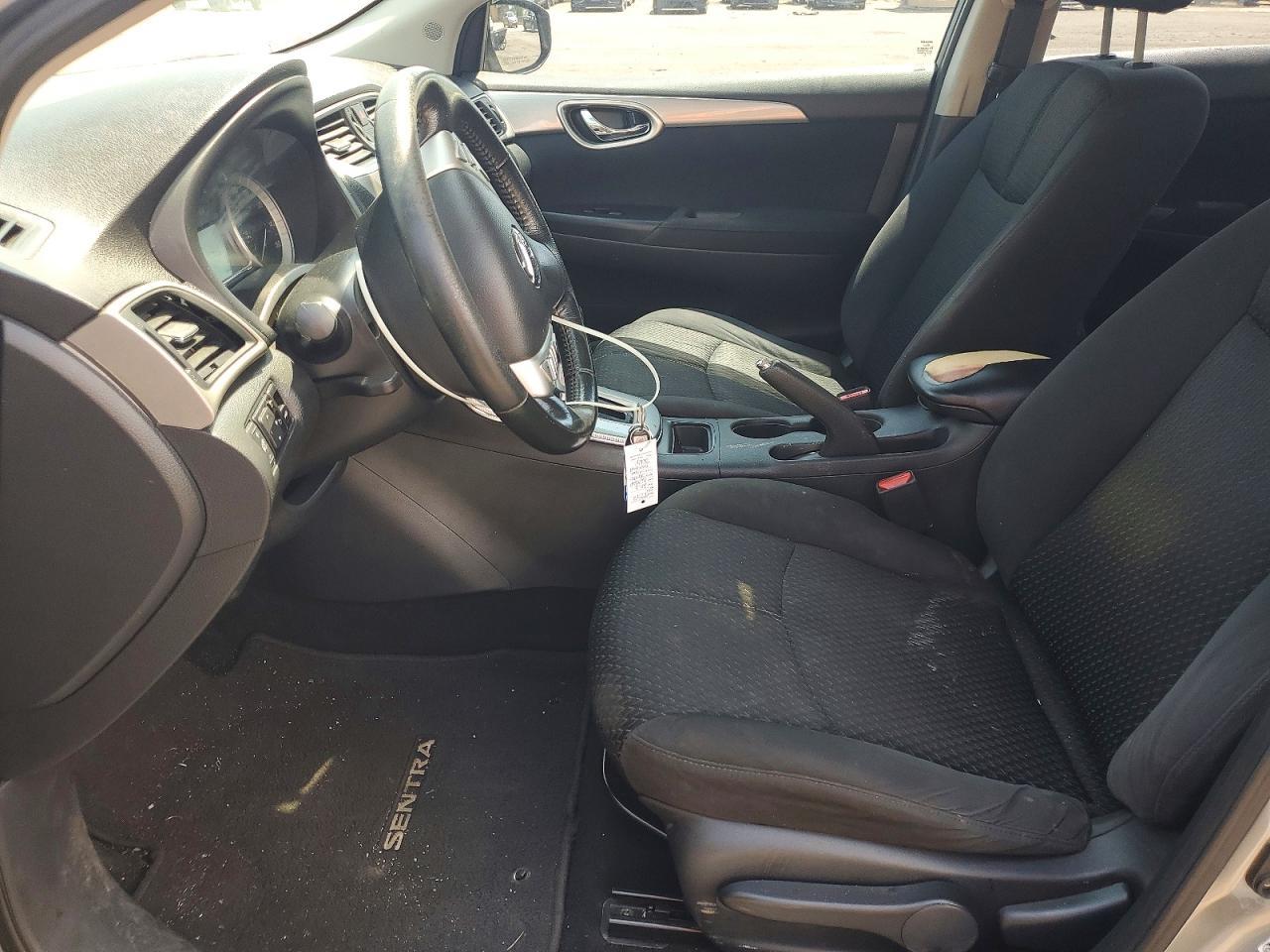 2013 Nissan Sentra S - Фото 7