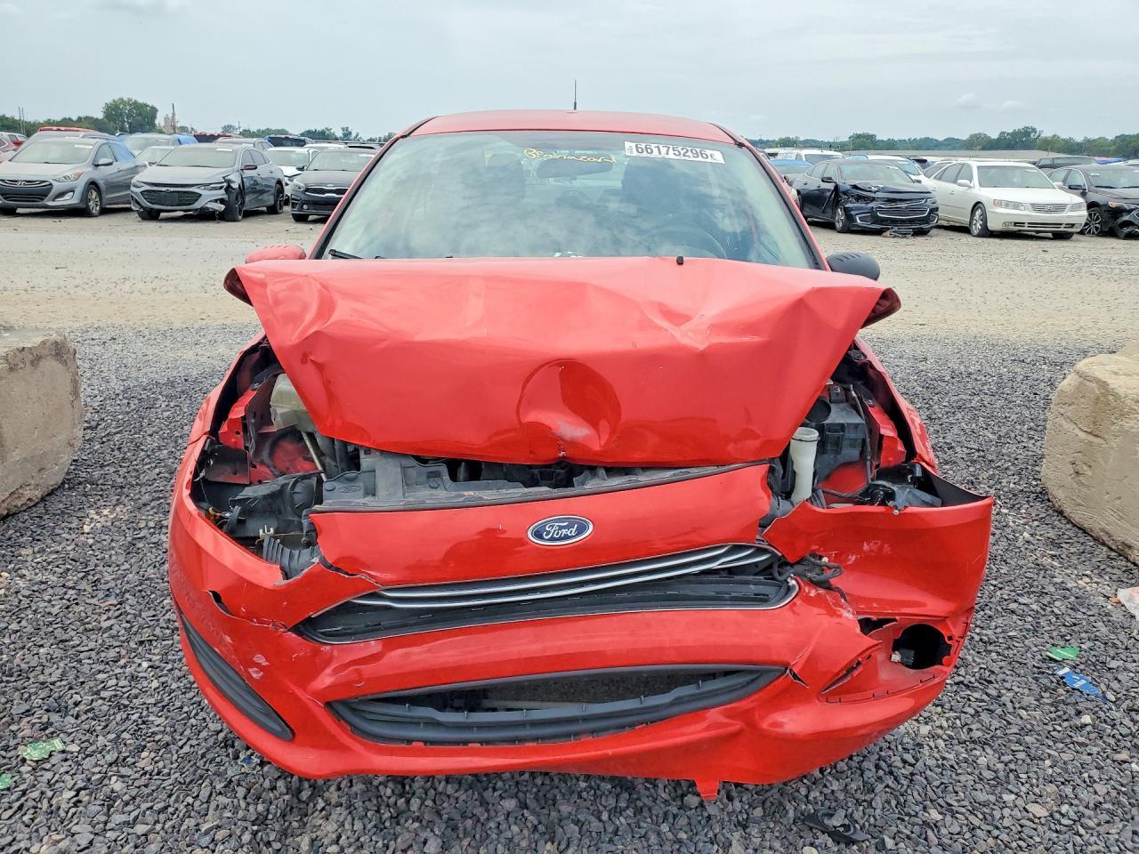 2014 Ford Fiesta Se - Фото 5
