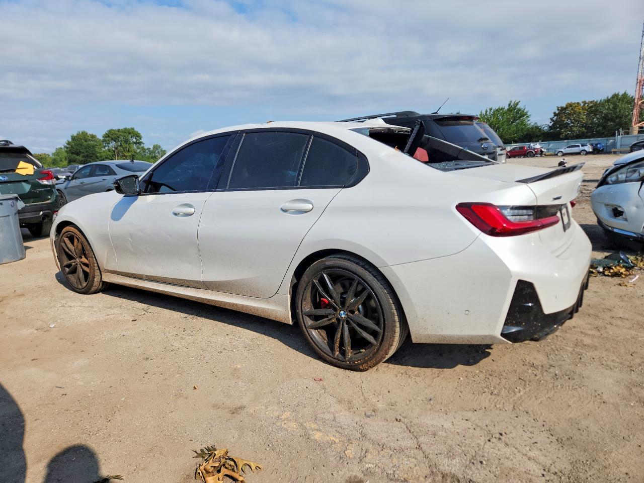 2023 BMW M340Xi - Image 2
