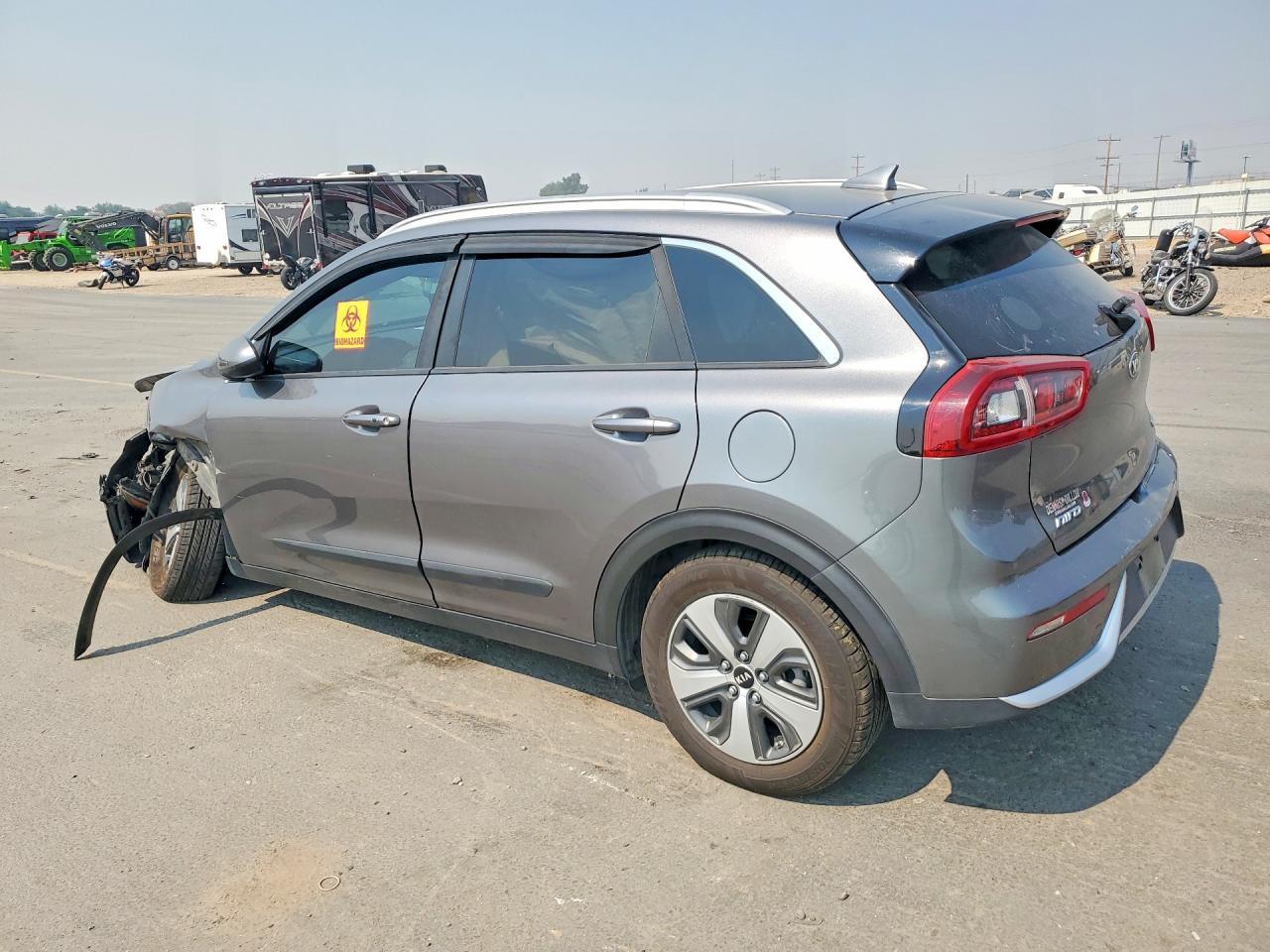 2017 Kia Niro Lx - Фото 2