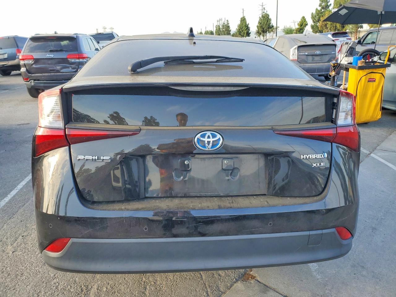 2022 Toyota Prius Xle - Фото 6