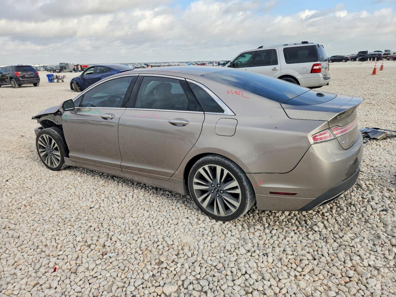 2018 Lincoln Mkz Select - Image 2