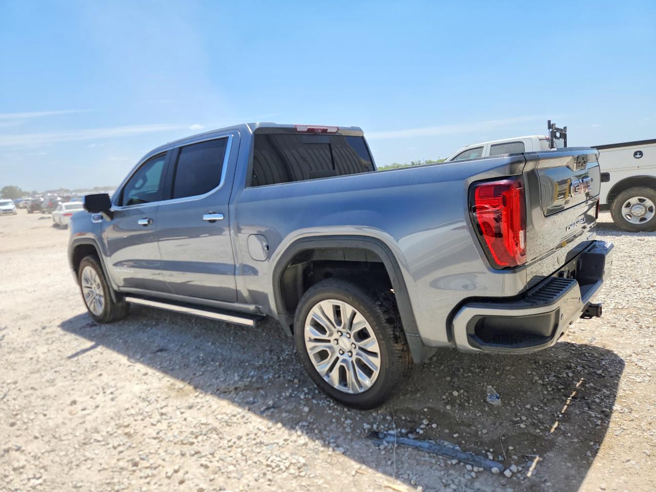 2022 GMC Sierra Limited K1500 Denali - Фото 2