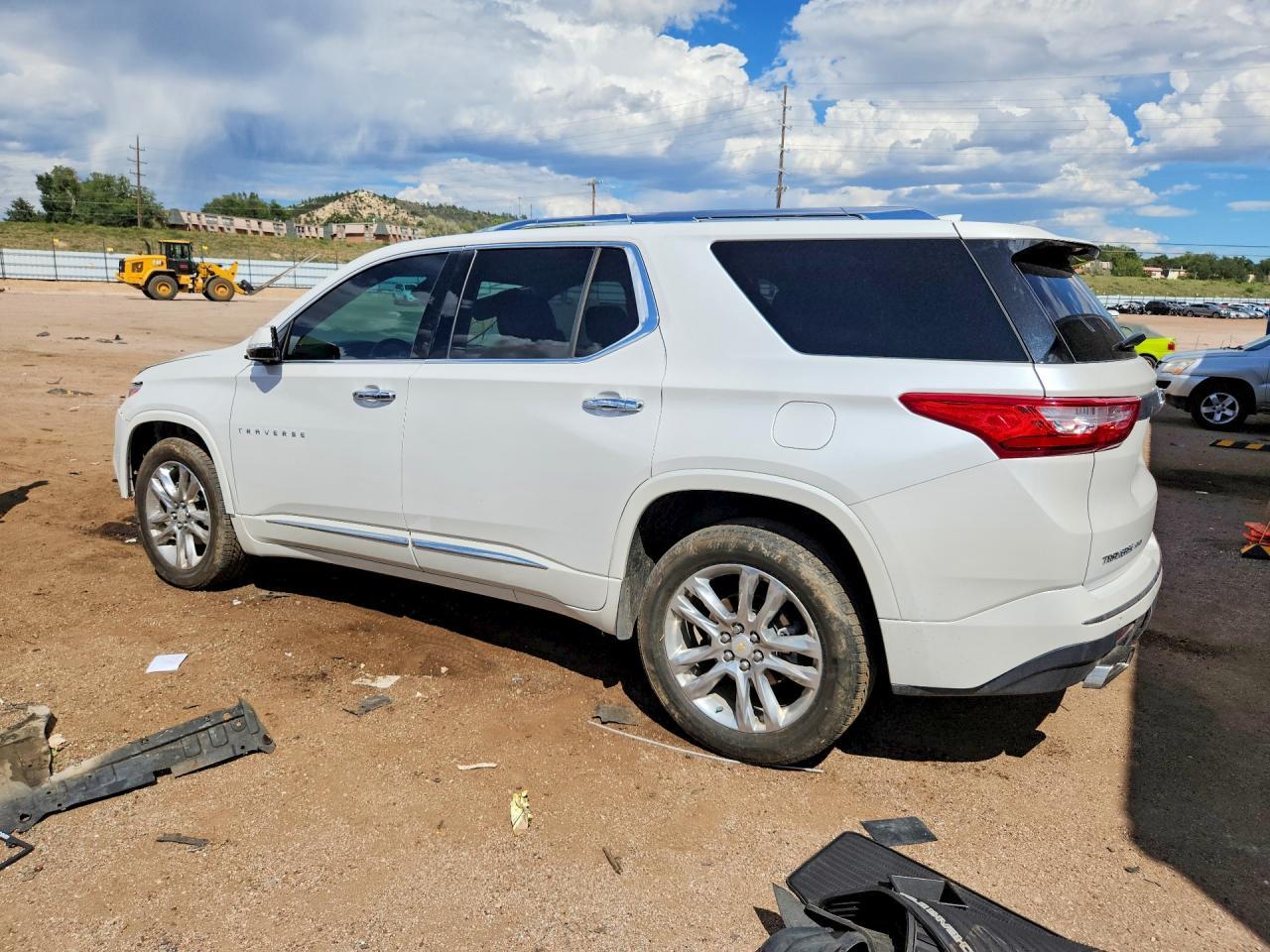 2019 Chevrolet Traverse High Country - Фото 2