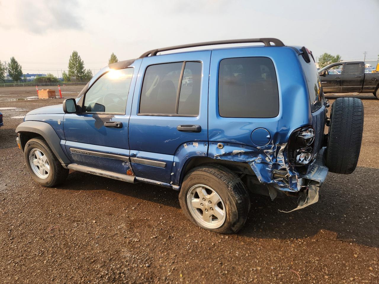 2006 Jeep Liberty Sport - Image 2