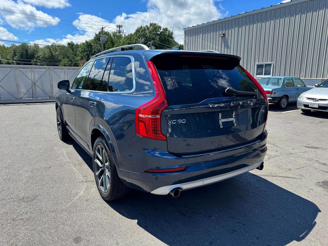 2019 Volvo Xc90 T5 Momentum - Фото 2