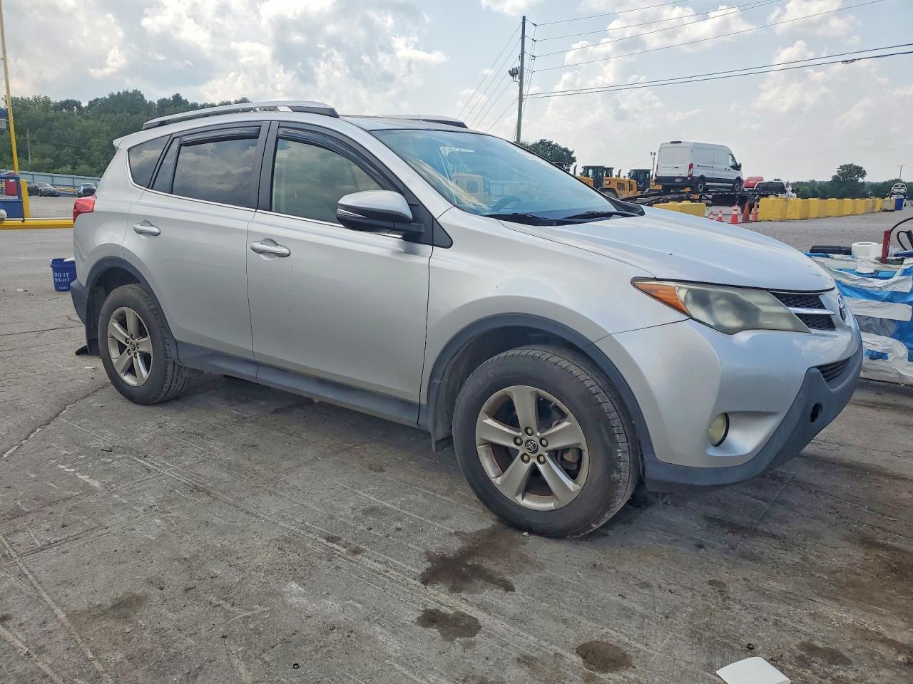 2015 Toyota Rav4 Xle - Фото 4