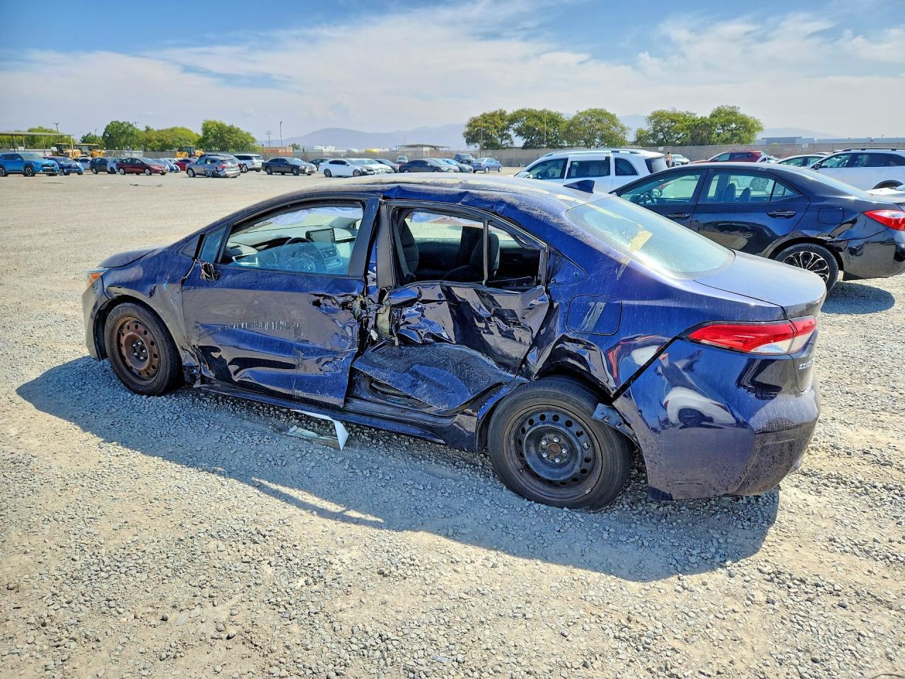 2022 Toyota Corolla Le - Image 2