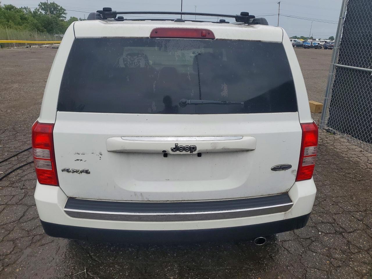 2017 Jeep Patriot Latitude - Image 6