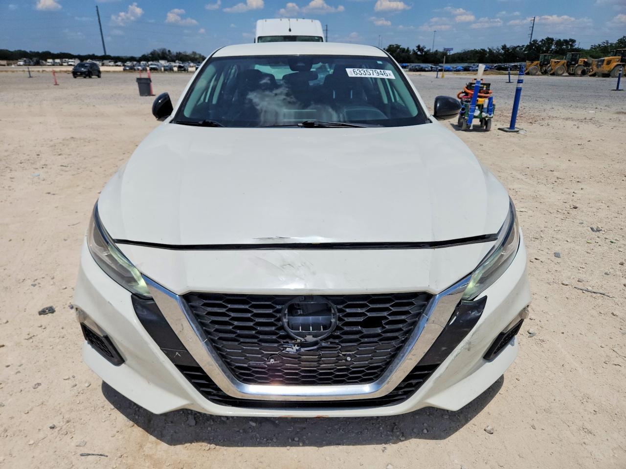 2022 Nissan Altima Sv - Image 5