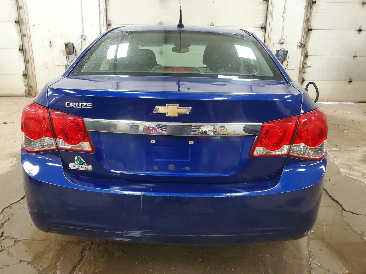 2012 Chevrolet Cruze Ls - Image 6