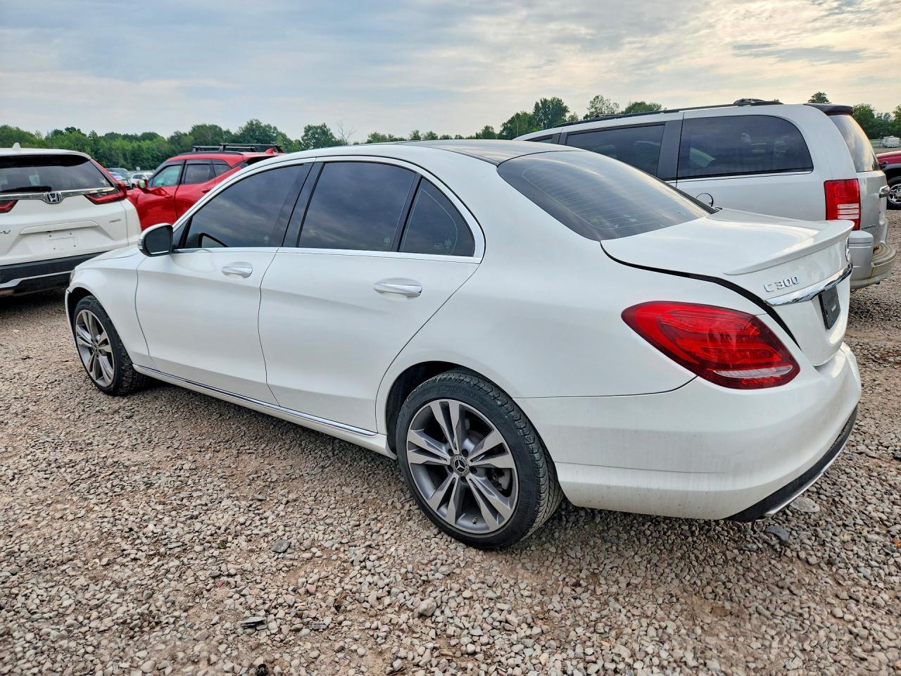 2018 Mercedes-Benz C 300 4Matic - Фото 2