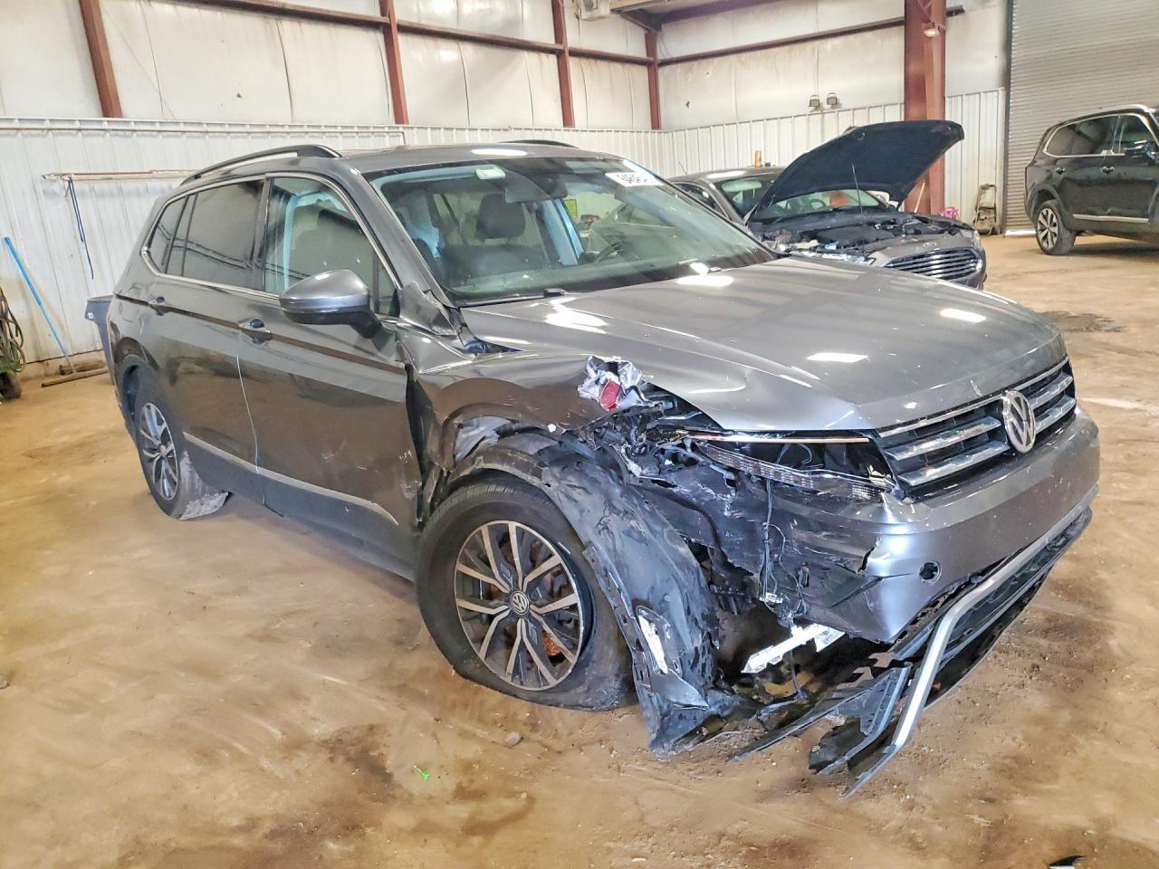 2018 Volkswagen Tiguan Se - Image 4